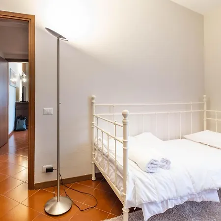 Casa Perotti Pallone アパート *